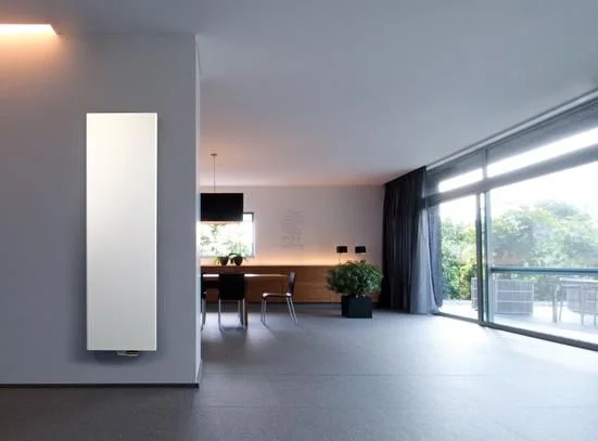 Beperkt Aanbod Vasco Niva N2L1 H=2020 L=520 kleur S600 Aansl. 1mm8 1764 Watt