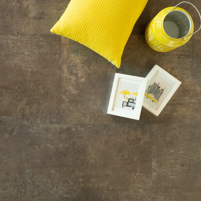 Douwes Dekker Ambitieus Flinke Tegel Brownie PVC 04763 Gereduceerde Prijs