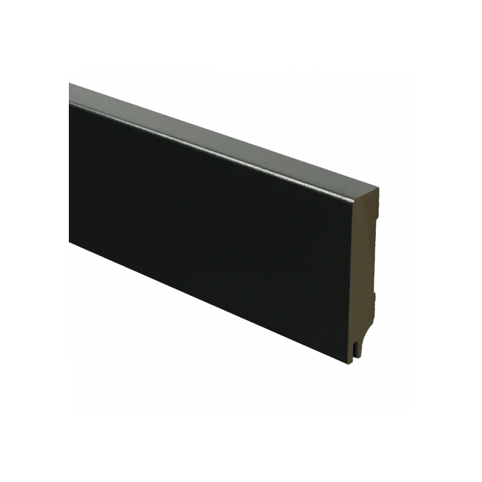 Vochtwerende MDF plint Modern 15x70mm Gelakt Zwart RAL9005 (Incl. geluid reducerende uitsparing) - 16342 Fabrieksprijs