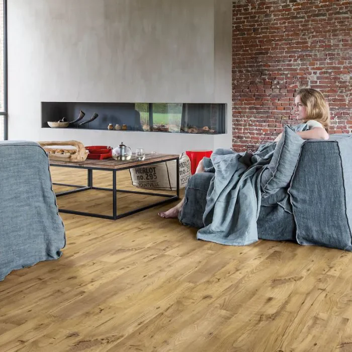 Bestel Nu QuickStep Alpha PVC Blos Base Vintage naturelle kastanje 4mm AVSPT40029 Rigid Click PVC