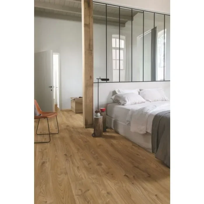 Koopje PVC vloer QuickStep Liv Plank Country Charm Medium Brown SGSPC20316