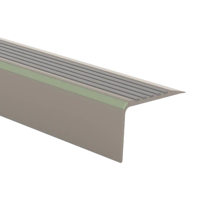 Aanbieding Trapkantprofiel Kunststof Champagne 45x28 250cm - 20717