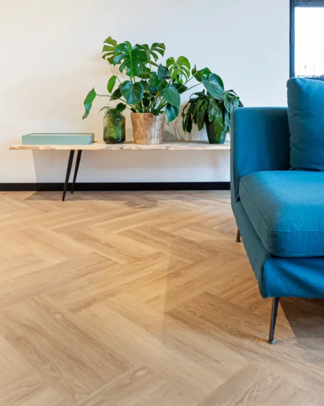 mFLOR Parva River Oak 41329 Tarn Must-Have