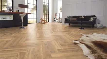 Kronotex Laminat Herringbone Treviso Oak 4764 Premium