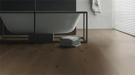 Tijdelijk Beschikbaar ter Hürne Hywood EVO 2906 Eiche Reivo Landhausdiele