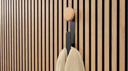 ter Hürne SilentDesign LivingWall Haken Jesper Größe L Metall schwarz / Holz natur Betaalbaar